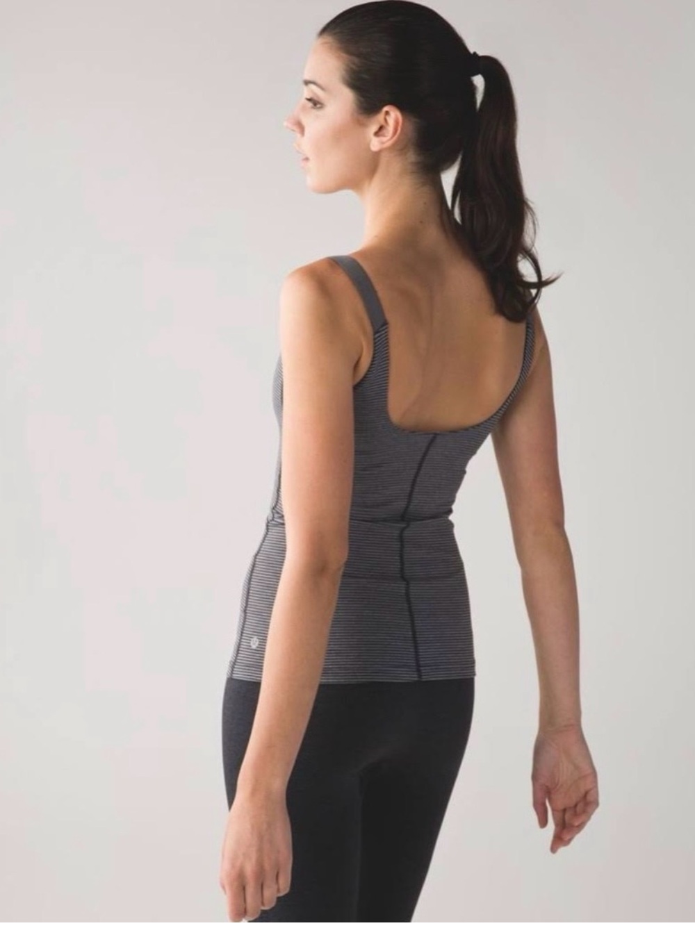 Lululemon Gray Striped Scoop Neck Tank Top EUC - Picture 2 of 8